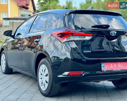 Чорний Тойота Ауріс, об'ємом двигуна 1.8 л та пробігом 163 тис. км за 12950 $, фото 41 на Automoto.ua