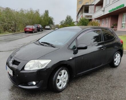 Чорний Тойота Ауріс, об'ємом двигуна 1.6 л та пробігом 183 тис. км за 4900 $, фото 2 на Automoto.ua