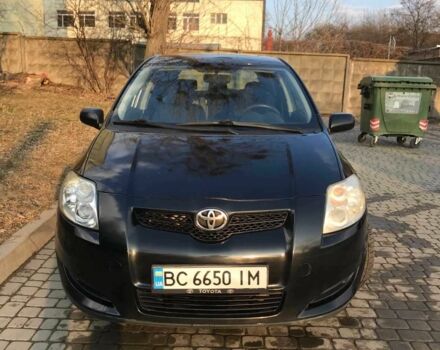 Черный Тойота Аурис, объемом двигателя 1.6 л и пробегом 143 тыс. км за 6200 $, фото 2 на Automoto.ua