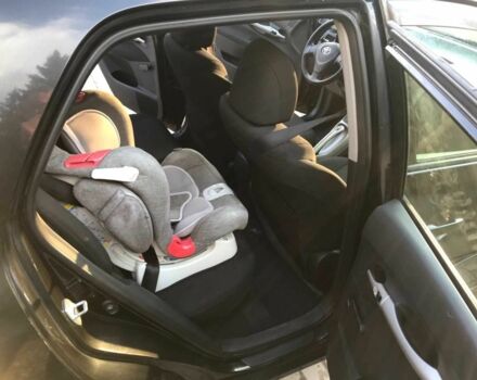 Черный Тойота Аурис, объемом двигателя 1.6 л и пробегом 143 тыс. км за 6200 $, фото 12 на Automoto.ua