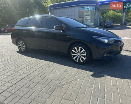 Черный Тойота Аурис, объемом двигателя 1.8 л и пробегом 233 тыс. км за 12500 $, фото 3 на Automoto.ua