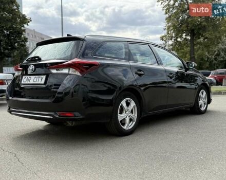 Черный Тойота Аурис, объемом двигателя 1.8 л и пробегом 165 тыс. км за 15500 $, фото 6 на Automoto.ua