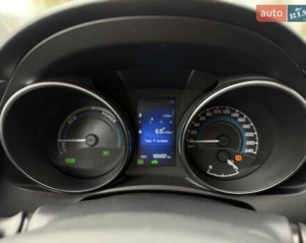 Черный Тойота Аурис, объемом двигателя 1.8 л и пробегом 165 тыс. км за 15500 $, фото 19 на Automoto.ua