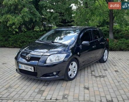 Черный Тойота Аурис, объемом двигателя 2.23 л и пробегом 280 тыс. км за 5700 $, фото 1 на Automoto.ua
