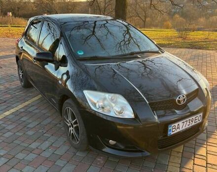 Черный Тойота Аурис, объемом двигателя 2 л и пробегом 190 тыс. км за 6800 $, фото 1 на Automoto.ua