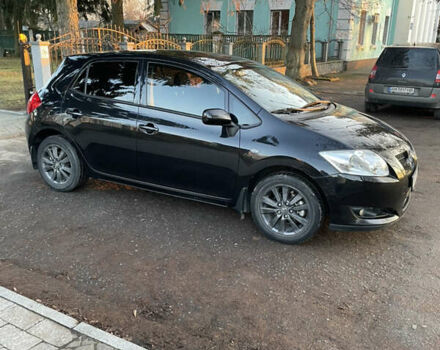 Черный Тойота Аурис, объемом двигателя 1.6 л и пробегом 160 тыс. км за 6900 $, фото 1 на Automoto.ua
