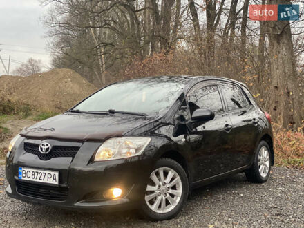 Черный Тойота Аурис, объемом двигателя 1.6 л и пробегом 218 тыс. км за 7000 $, фото 1 на Automoto.ua