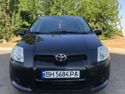 Черный Тойота Аурис, объемом двигателя 1.4 л и пробегом 272 тыс. км за 5900 $, фото 1 на Automoto.ua