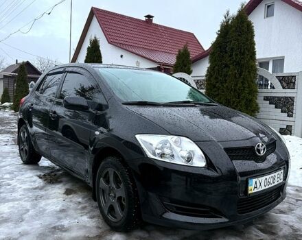 Черный Тойота Аурис, объемом двигателя 1.6 л и пробегом 160 тыс. км за 6500 $, фото 1 на Automoto.ua