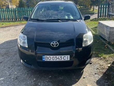 Тойота Ауріс 2009 у Тернополі на Automoto.ua Чорний Тойота Ауріс, об'ємом двигуна 1.36 л та пробігом 380 тис. км за 5700 $, фото 1 на Automoto.ua