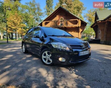 Черный Тойота Аурис, объемом двигателя 1.6 л и пробегом 169 тыс. км за 10800 $, фото 1 на Automoto.ua