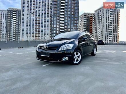 Тойота Аурис 2012 в Киеве на Automoto.ua Черный Тойота Аурис, объемом двигателя 1.6 л и пробегом 99 тыс. км за 12800 $, фото 1 на Automoto.ua