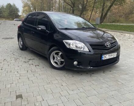 Черный Тойота Аурис, объемом двигателя 1.4 л и пробегом 280 тыс. км за 5700 $, фото 1 на Automoto.ua
