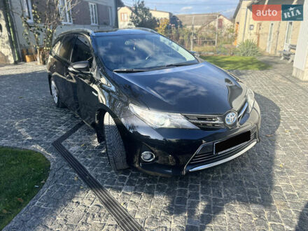 Тойота Аурис 2013 в Дубно на Automoto.ua Черный Тойота Аурис, объемом двигателя 1.8 л и пробегом 318 тыс. км за 12500 $, фото 1 на Automoto.ua