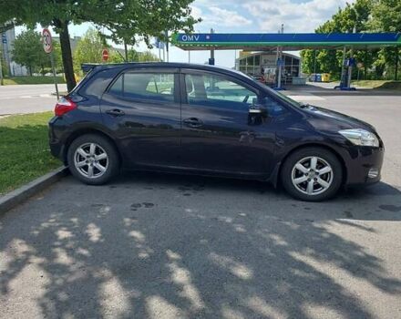 Фиолетовый Тойота Аурис, объемом двигателя 1.6 л и пробегом 157 тыс. км за 9900 $, фото 5 на Automoto.ua