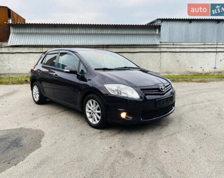 Фіолетовий Тойота Ауріс, об'ємом двигуна 1.6 л та пробігом 150 тис. км за 10750 $, фото 16 на Automoto.ua