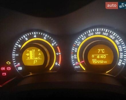 Фиолетовый Тойота Аурис, объемом двигателя 1.6 л и пробегом 157 тыс. км за 9900 $, фото 6 на Automoto.ua