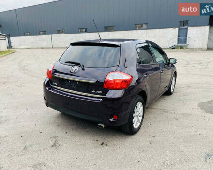 Фіолетовий Тойота Ауріс, об'ємом двигуна 1.6 л та пробігом 150 тис. км за 10750 $, фото 13 на Automoto.ua