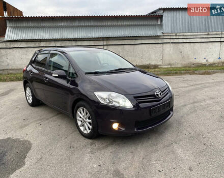 Фіолетовий Тойота Ауріс, об'ємом двигуна 1.6 л та пробігом 150 тис. км за 10750 $, фото 9 на Automoto.ua