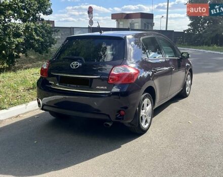 Фіолетовий Тойота Ауріс, об'ємом двигуна 1.6 л та пробігом 146 тис. км за 11500 $, фото 4 на Automoto.ua