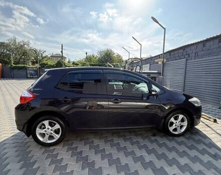 Фиолетовый Тойота Аурис, объемом двигателя 1.6 л и пробегом 146 тыс. км за 11000 $, фото 11 на Automoto.ua