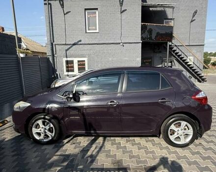 Фиолетовый Тойота Аурис, объемом двигателя 1.6 л и пробегом 146 тыс. км за 11000 $, фото 12 на Automoto.ua