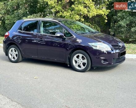 Фіолетовий Тойота Ауріс, об'ємом двигуна 1.6 л та пробігом 146 тис. км за 11500 $, фото 3 на Automoto.ua