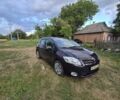 Фіолетовий Тойота Ауріс, об'ємом двигуна 0 л та пробігом 145 тис. км за 9967 $, фото 1 на Automoto.ua
