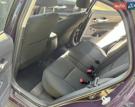 Фіолетовий Тойота Ауріс, об'ємом двигуна 1.6 л та пробігом 146 тис. км за 11500 $, фото 17 на Automoto.ua