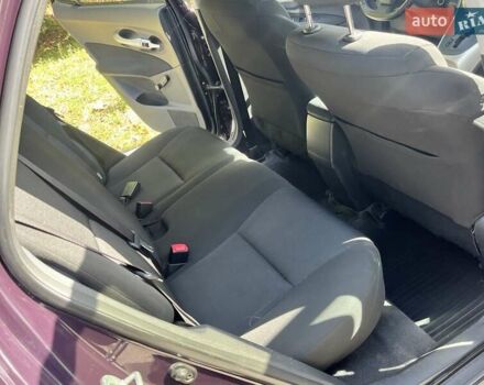 Фіолетовий Тойота Ауріс, об'ємом двигуна 1.6 л та пробігом 146 тис. км за 11500 $, фото 16 на Automoto.ua