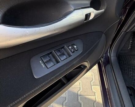 Фиолетовый Тойота Аурис, объемом двигателя 1.6 л и пробегом 146 тыс. км за 11000 $, фото 17 на Automoto.ua