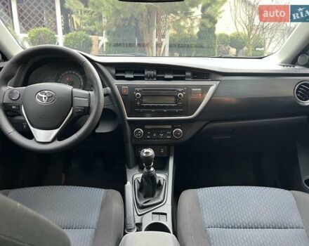 Коричневий Тойота Ауріс, об'ємом двигуна 1.36 л та пробігом 196 тис. км за 8999 $, фото 31 на Automoto.ua
