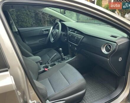 Коричневий Тойота Ауріс, об'ємом двигуна 1.36 л та пробігом 196 тис. км за 8999 $, фото 33 на Automoto.ua