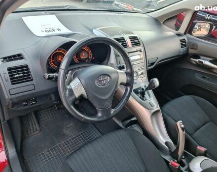 Красный Тойота Аурис, объемом двигателя 1.6 л и пробегом 101 тыс. км за 8490 $, фото 19 на Automoto.ua