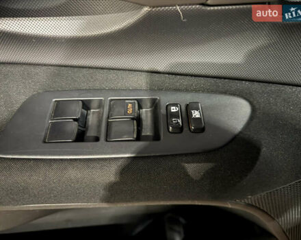 Красный Тойота Аурис, объемом двигателя 1.6 л и пробегом 206 тыс. км за 7150 $, фото 10 на Automoto.ua