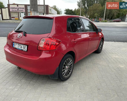 Червоний Тойота Ауріс, об'ємом двигуна 1.6 л та пробігом 200 тис. км за 6200 $, фото 5 на Automoto.ua