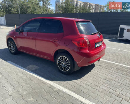 Червоний Тойота Ауріс, об'ємом двигуна 1.6 л та пробігом 200 тис. км за 6300 $, фото 2 на Automoto.ua