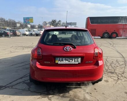 Красный Тойота Аурис, объемом двигателя 1.6 л и пробегом 182 тыс. км за 6300 $, фото 3 на Automoto.ua