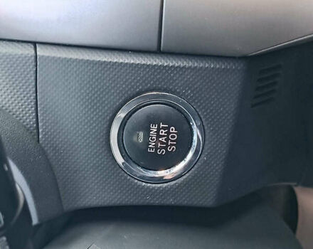 Красный Тойота Аурис, объемом двигателя 1.6 л и пробегом 101 тыс. км за 8490 $, фото 25 на Automoto.ua