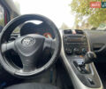 Тойота Аурис 2007 в Николаеве на Automoto.ua Красный Тойота Аурис, объемом двигателя 1.6 л и пробегом 200 тыс. км за 6199 $, фото 10 на Automoto.ua