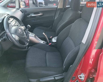 Красный Тойота Аурис, объемом двигателя 1.6 л и пробегом 101 тыс. км за 8490 $, фото 18 на Automoto.ua
