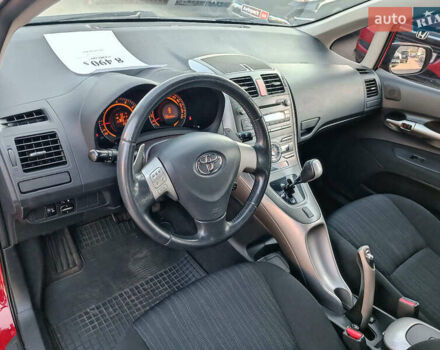 Красный Тойота Аурис, объемом двигателя 1.6 л и пробегом 101 тыс. км за 8490 $, фото 19 на Automoto.ua