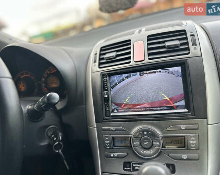 Красный Тойота Аурис, объемом двигателя 1.6 л и пробегом 193 тыс. км за 6855 $, фото 13 на Automoto.ua