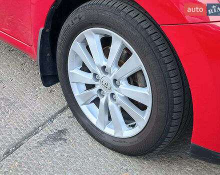 Красный Тойота Аурис, объемом двигателя 1.6 л и пробегом 101 тыс. км за 8490 $, фото 5 на Automoto.ua