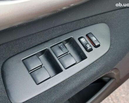 Красный Тойота Аурис, объемом двигателя 1.6 л и пробегом 101 тыс. км за 8490 $, фото 20 на Automoto.ua