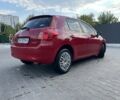 Красный Тойота Аурис, объемом двигателя 1.6 л и пробегом 297 тыс. км за 5850 $, фото 2 на Automoto.ua