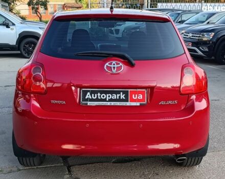 Красный Тойота Аурис, объемом двигателя 1.6 л и пробегом 101 тыс. км за 8490 $, фото 7 на Automoto.ua