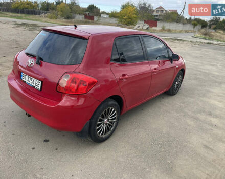 Тойота Аурис 2007 в Николаеве на Automoto.ua Красный Тойота Аурис, объемом двигателя 1.6 л и пробегом 200 тыс. км за 6199 $, фото 4 на Automoto.ua