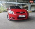 Красный Тойота Аурис, объемом двигателя 1.6 л и пробегом 82 тыс. км за 8500 $, фото 1 на Automoto.ua