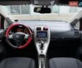 Красный Тойота Аурис, объемом двигателя 1.6 л и пробегом 204 тыс. км за 6800 $, фото 8 на Automoto.ua